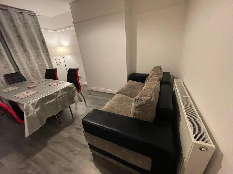 Large Beautiful 3 Bed House In City Of Birmingham Extérieur photo